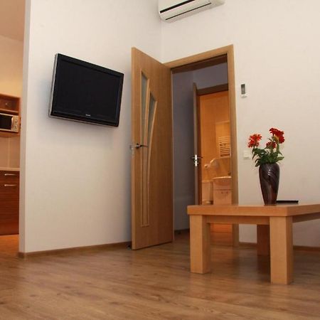 Litrada Apartments Шяуляй Экстерьер фото